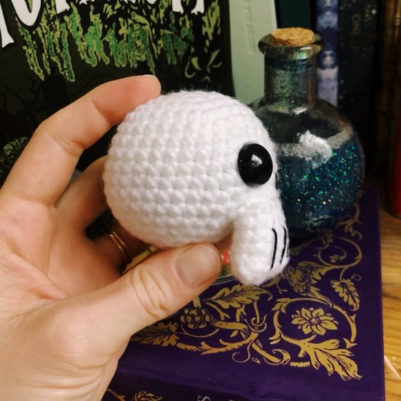 Cute Spooky Handmade Skull Decoration! - Picture 4 of 12